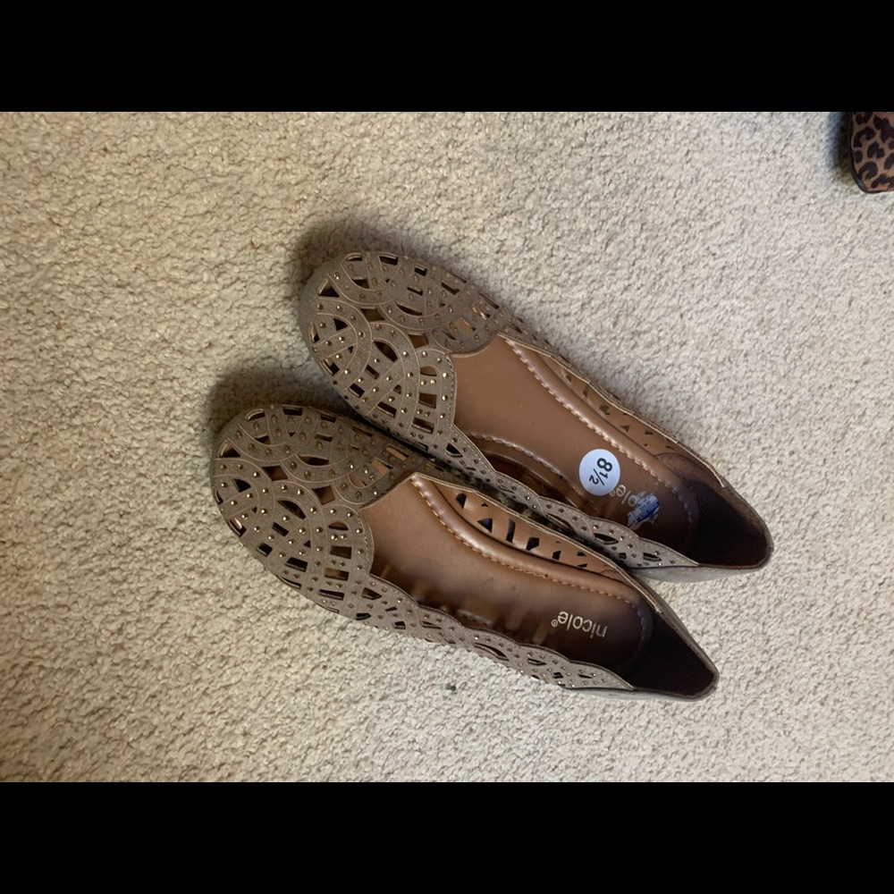 Gold sparkle flats